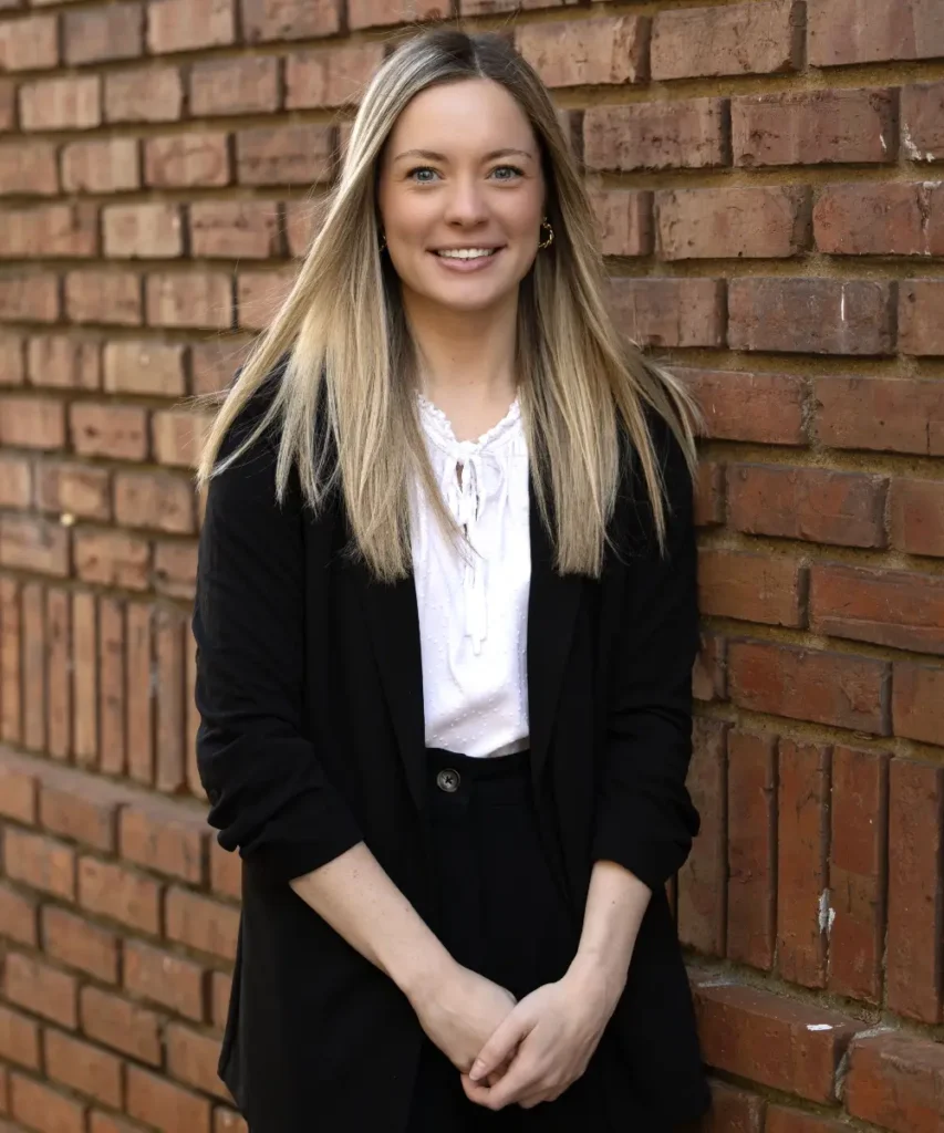 photo of Julia Stiner